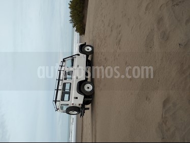 Land Rover Defender 110 TDi ST SW usado (1997) color Blanco precio u$s14.500