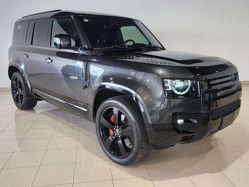 Foto Land Rover Defender 110 X usado (2025) color Gris Orkney financiado en mensualidades(enganche $528,200 mensualidades desde $38,900)