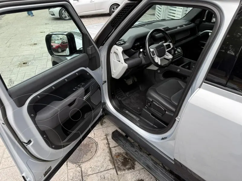 land-rover defender