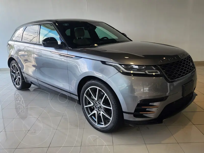 Foto Land Rover Velar R-Dynamic SE usado (2023) color Gris financiado en mensualidades(enganche $272,980 mensualidades desde $25,178)