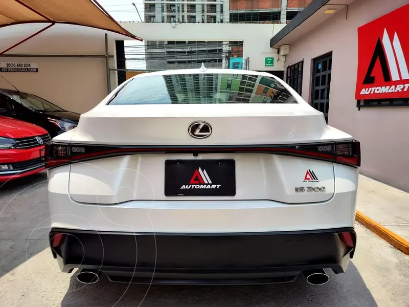 lexus is