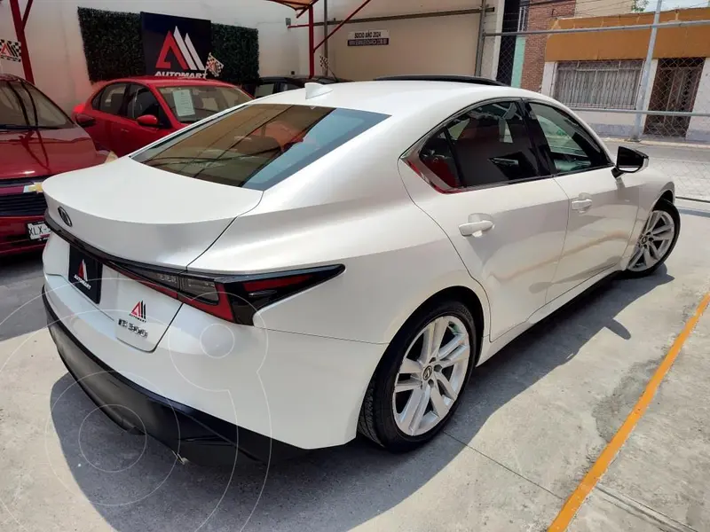 lexus is