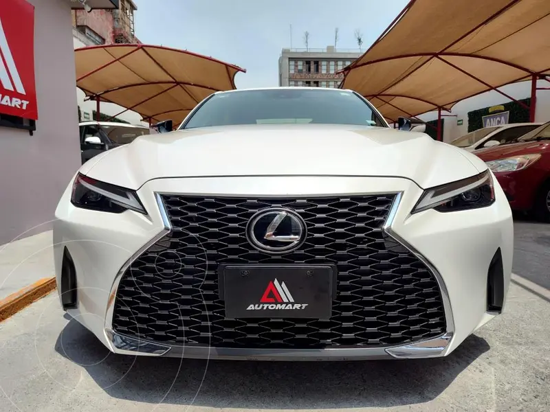 lexus is