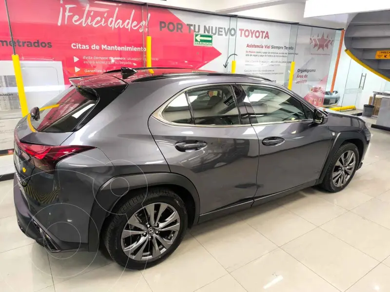 lexus ux-hybrid