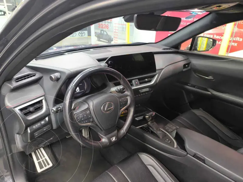 lexus ux-hybrid