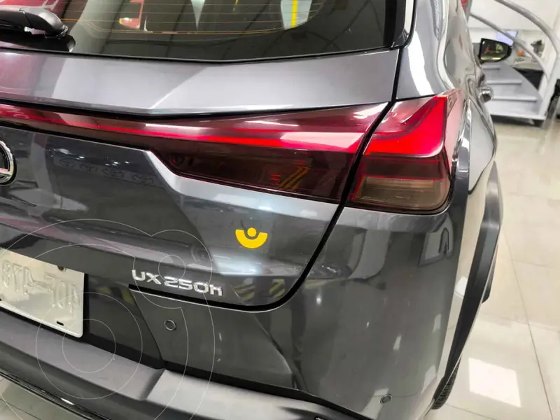 lexus ux-hybrid