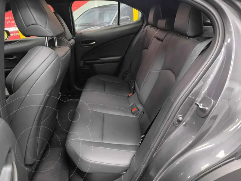 lexus ux-hybrid