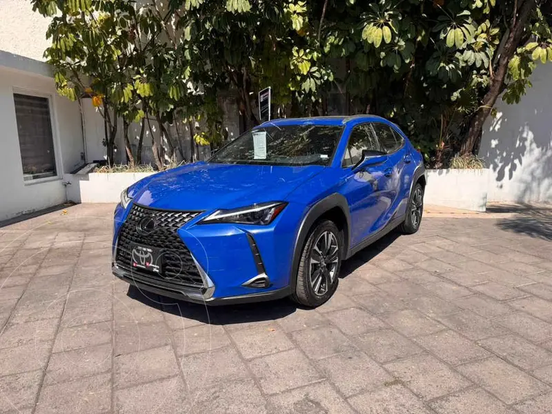 Foto Lexus UX 250h usado (2024) color Azul precio $830,000