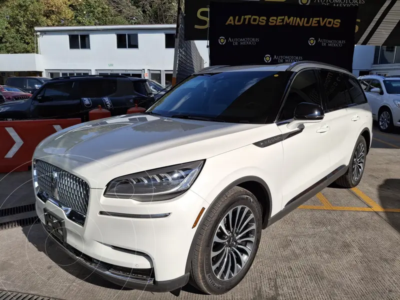 Foto Lincoln Aviator 3.0L usado (2023) color Blanco Platinado financiado en mensualidades(enganche $220,000 mensualidades desde $26,160)