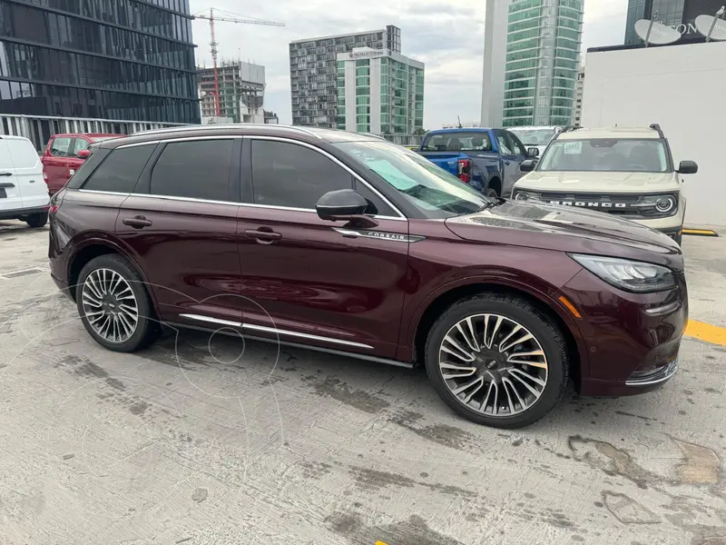 Foto Lincoln Corsair 2.3L Reserve usado (2020) color Vino Tinto precio $569,000