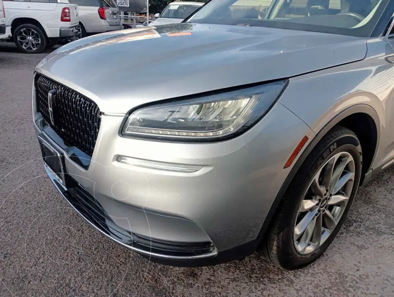 Foto Lincoln Corsair 2.0L usado (2021) color Plata precio $500,000