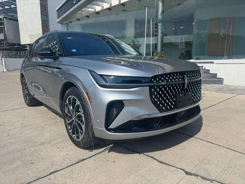 Foto Lincoln Nautilus RESERVE 2.0L AWD (HIBRIDA) usado (2024) color Plateado precio $980,000