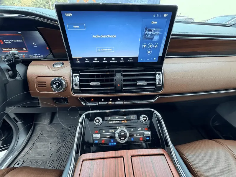 lincoln navigator