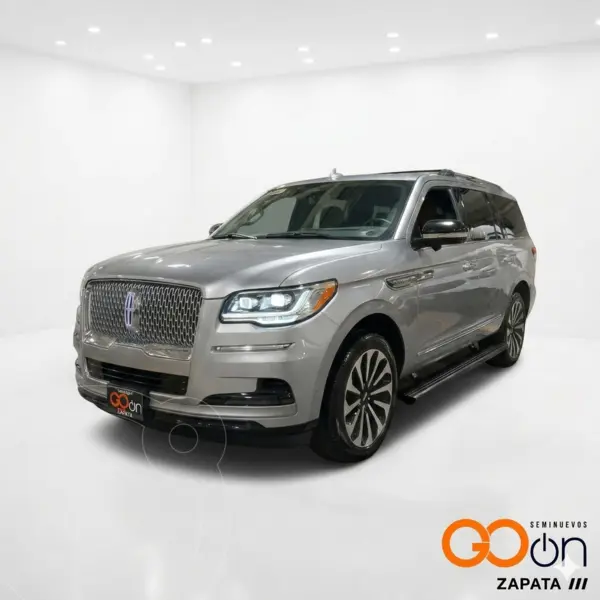 Foto Lincoln Navigator Reserve usado (2024) color LINN PLATA precio $1,500,000