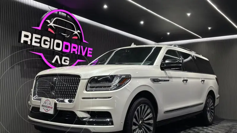 Foto Lincoln Navigator Reserve L usado (2018) color Blanco Platinado precio $899,900