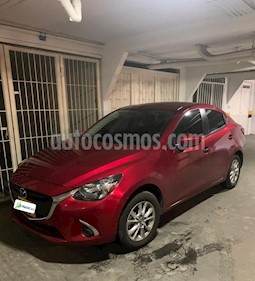 Mazda 2 Sedan Touring usado (2019) color Rojo precio $46.990.000