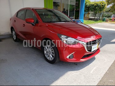 foto Mazda 2 Sedán Touring usado (2019) color Rojo precio $48.990.000