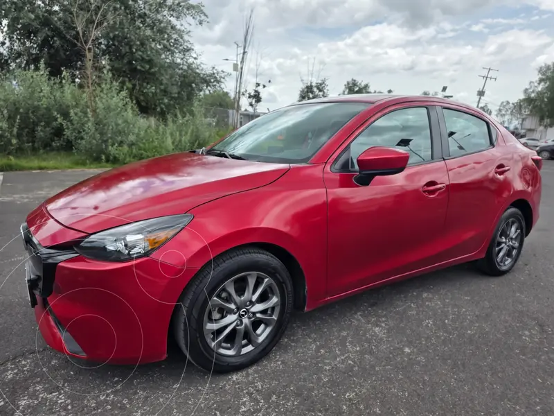 Mazda 2 Sedán i Sport (2026)