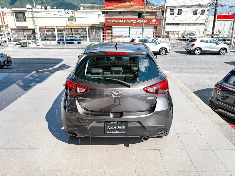 mazda 2-sedan