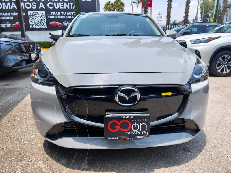 mazda 2-sedan