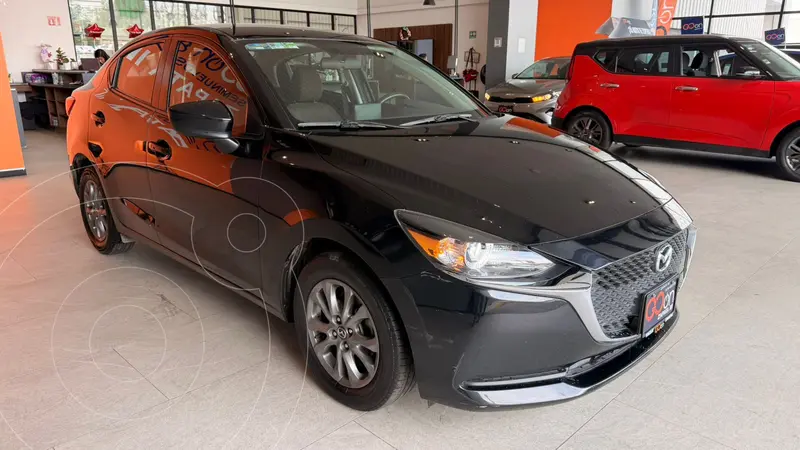 mazda 2-sedan