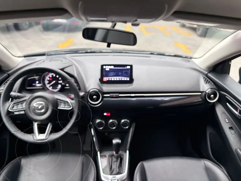 mazda 2-sedan