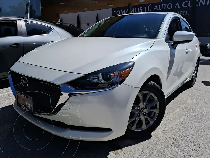 Foto Mazda 2 Sedan i Sport usado (2023) color Blanco precio $303,000