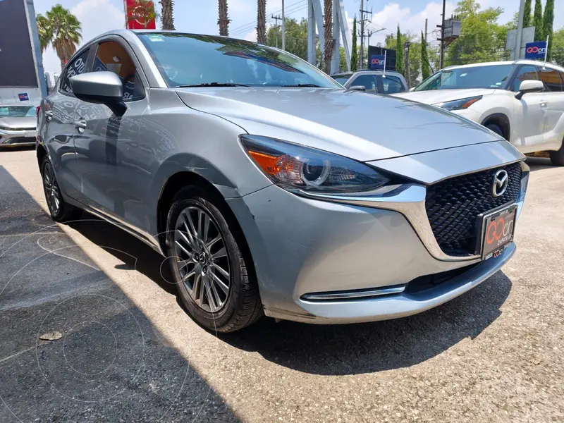 mazda 2-sedan