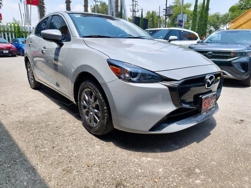mazda 2-sedan