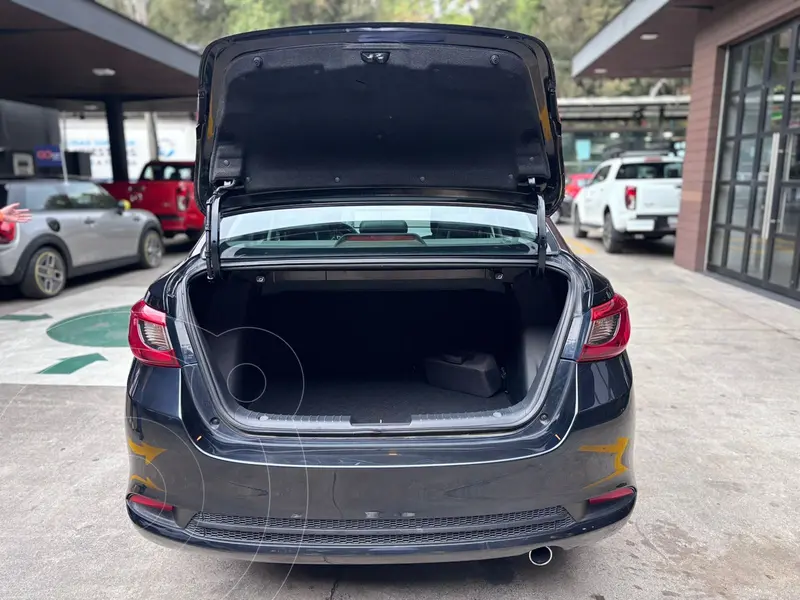 mazda 2-sedan