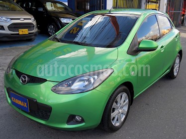 Foto Mazda 2 1.5 5P usado (2010) color Verde precio $24.900.000