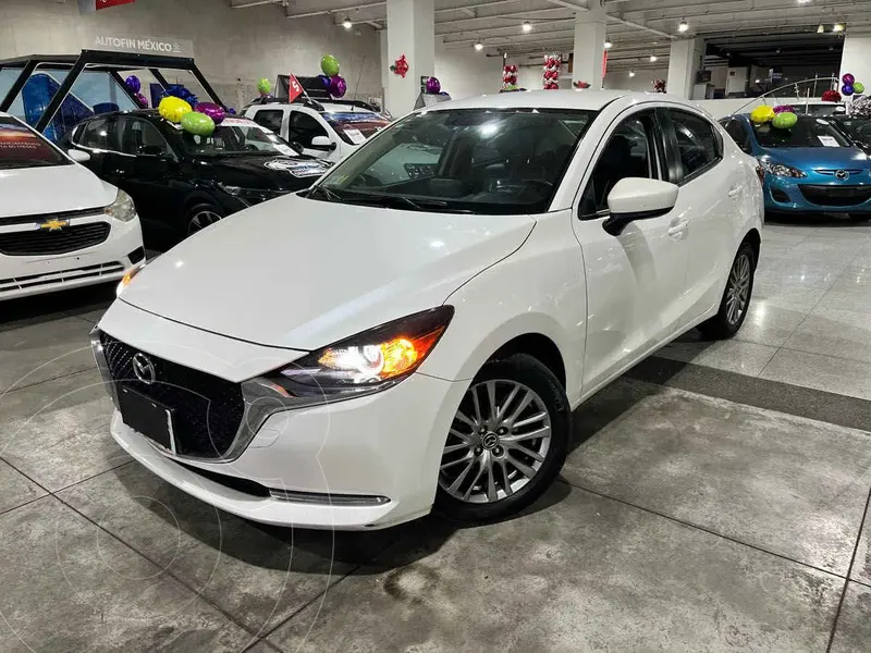 Foto Mazda 2 i Grand Touring Aut usado (2021) color Blanco financiado en mensualidades(enganche $73,575 mensualidades desde $5,629)
