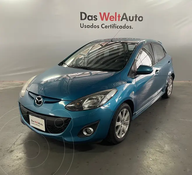 Foto Mazda 2 Touring Aut usado (2014) color Azul precio $195,000
