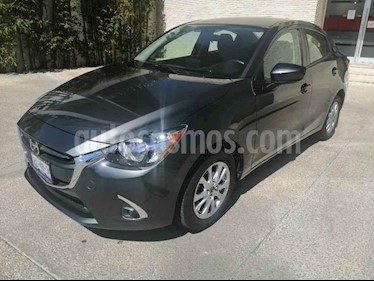 Mazda 2 4p i Touring L4/1.5 Aut usado (2019) color Gris precio $257,000