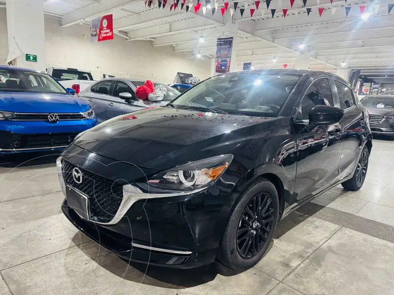 Foto Mazda 2 Carbon Edition MHEV usado (2023) color Negro precio $325,000