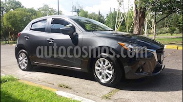 Mazda 2 i Touring usado (2017) color Gris Meteoro precio $210,000