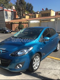 Mazda 2 i Touring Aut usado (2012) color Azul precio $100,000