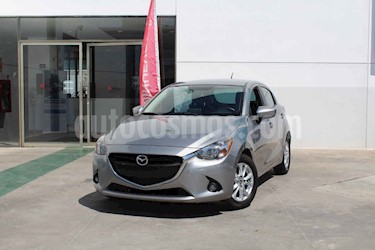 foto Mazda 2 Touring usado (2016) color Plata precio $189,000