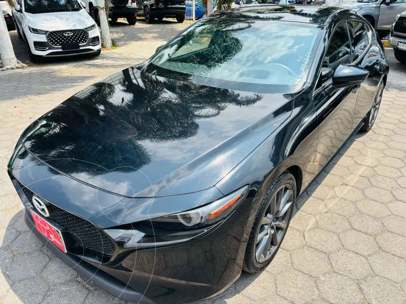 Foto Mazda 3 Hatchback i Grand Touring Aut usado (2021) color Negro financiado en mensualidades(enganche $90,569 mensualidades desde $8,045)