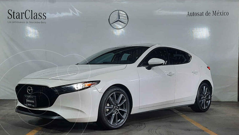 Foto Mazda 3 Hatchback i Grand Touring Aut usado (2021) color Blanco precio $480,000
