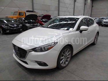 foto Mazda 3 Hatchback s Aut usado (2017) color Blanco precio $102,000