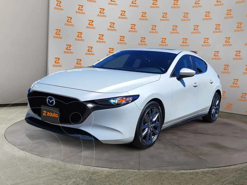 Foto Mazda 3 Hatchback i Sport usado (2024) color Gris precio $349,900