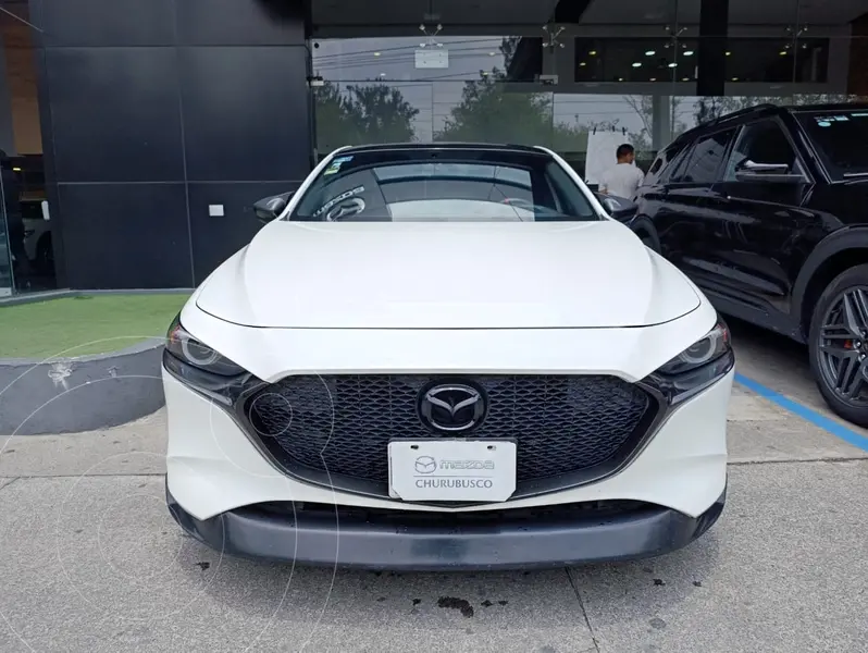 Foto Mazda 3 Hatchback i Grand Touring Aut usado (2023) color Blanco Perla precio $389,000