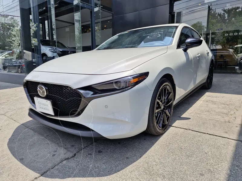 Foto Mazda 3 Hatchback Signature usado (2025) color Blanco precio $517,000