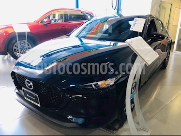 foto Mazda 3 Hatchback i Sport usado (2020) color Azul Marino precio $372,900