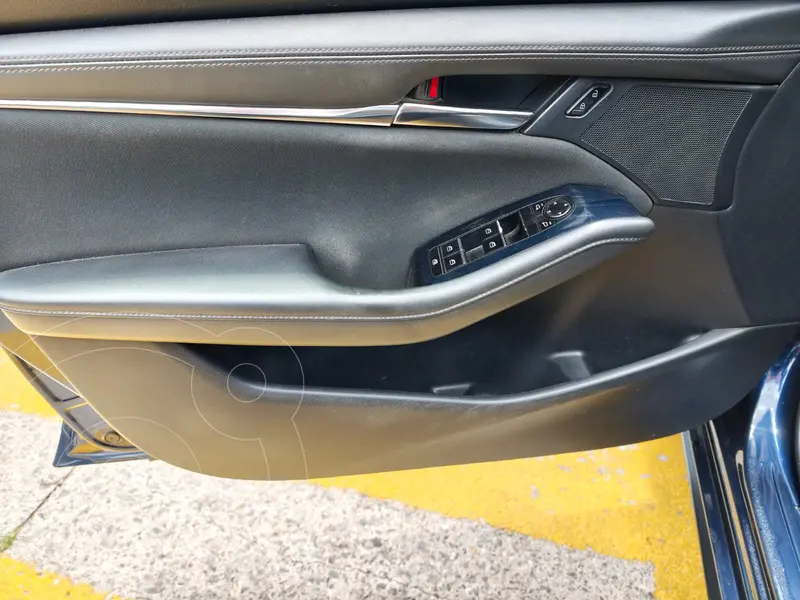mazda 3-hatchback