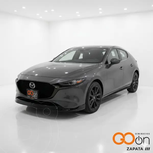 Foto Mazda 3 Hatchback Signature usado (2022) color MAZ_46G_GRIS TITANIO precio $385,000
