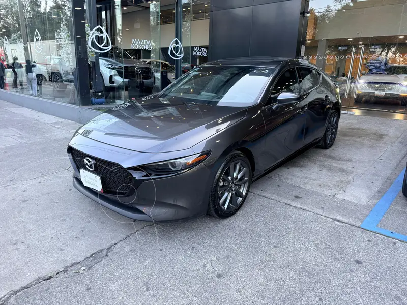 Foto Mazda 3 Hatchback i Grand Touring Aut usado (2021) color Gris Metalico precio $357,000