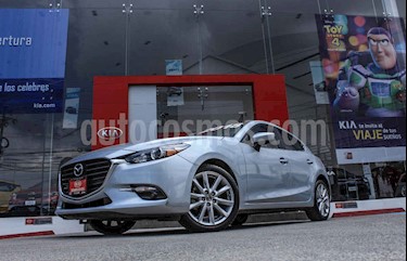 foto Mazda 3 Hatchback s Aut usado (2018) color Plata precio $280,000
