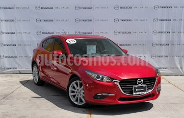 foto Mazda 3 Hatchback s usado (2018) color Rojo precio $280,000